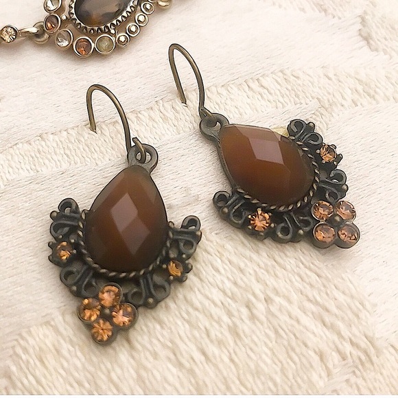 LIZ CLAIBORNE VIntage Brown Stone Earrings and Bracelet Set - Picture 5 of 9